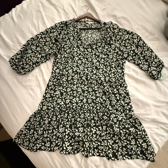 bobeau Dresses & Skirts - 3/4 Sleeve Floral Print Dress with Ruffle Hem